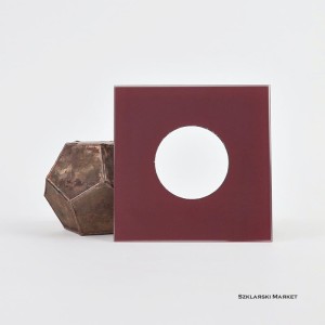 Osłona szklana czerwona ciemna matowa 15x15 pojedyncza pod kontakt gniazdko